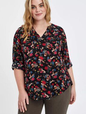 Torrid Black Floral Harper Pullover Blouse - Challis Animal & Floral Size 4 (26)
